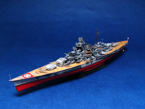 Trumpeter 1/700 Tirpitz 1944
